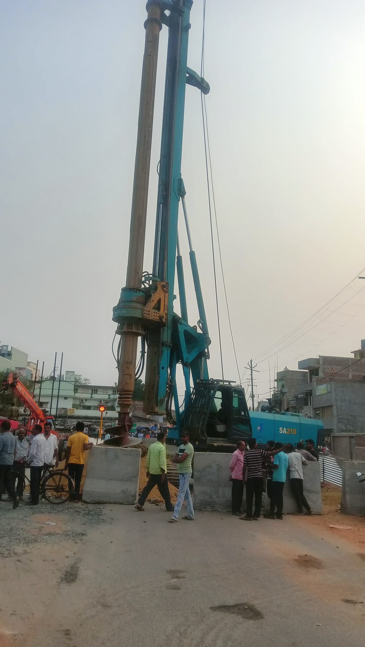 पांच दिनों में आरओबी से अतिक्रमण नहीं हटा, तो चलेगा बुलडोजर