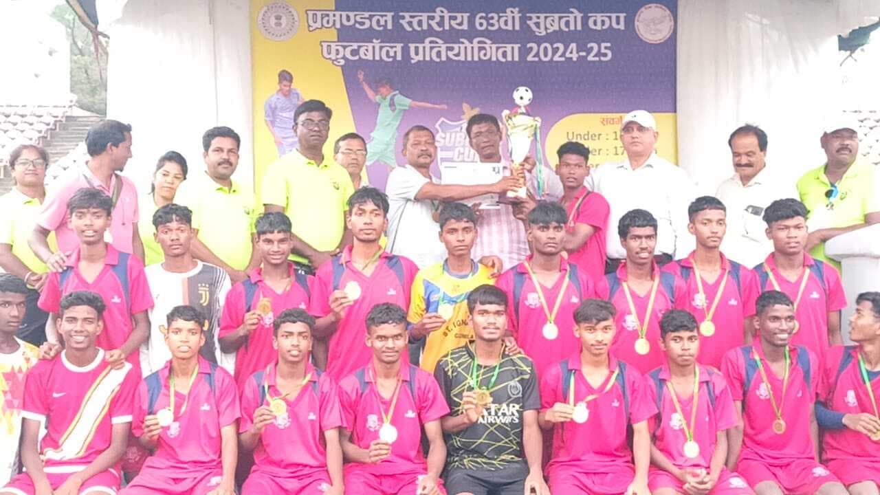 प्रमंडल स्तरीय सुब्रतो कप फुटबॉल: अंडर-17 बालक व बालिका में गुमला व अंडर-17 बालिका में रांची विजेता