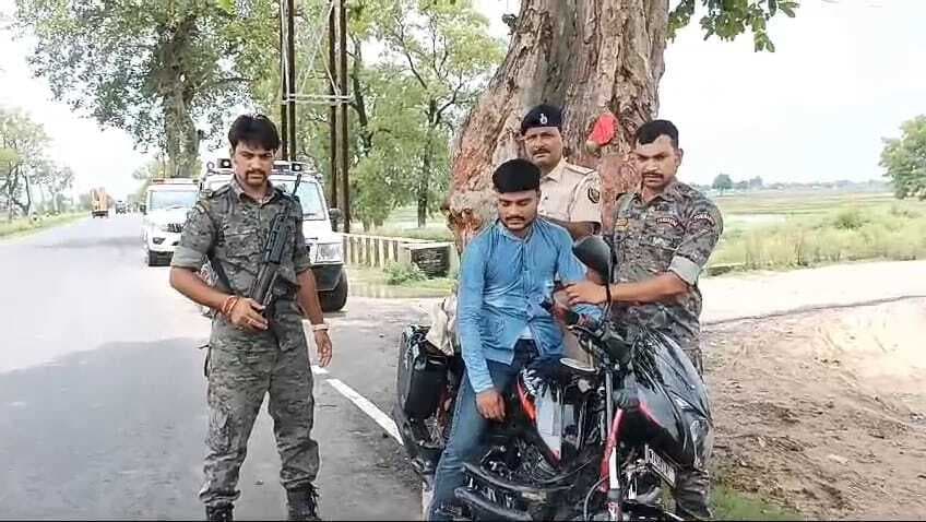 55 लीटर देसी शराब के साथ युवक गिरफ्तार