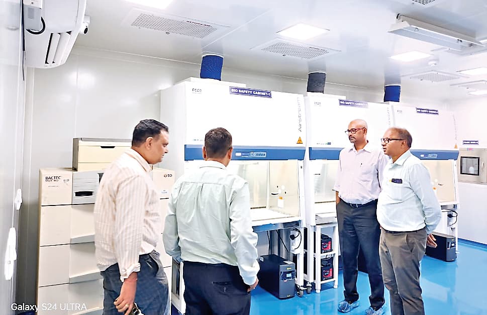 रिम्स में बीएसएल थ्री ग्रेड का लैब तैयार, समय पर होगी टीबी मरीजों की पहचान