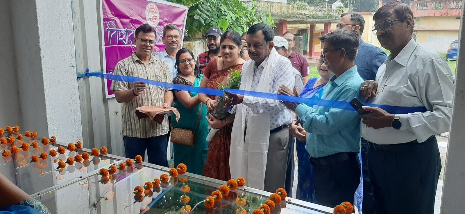 शव को सुरक्षित रखने के लिए डीप फ्रीजर किया डोनेट