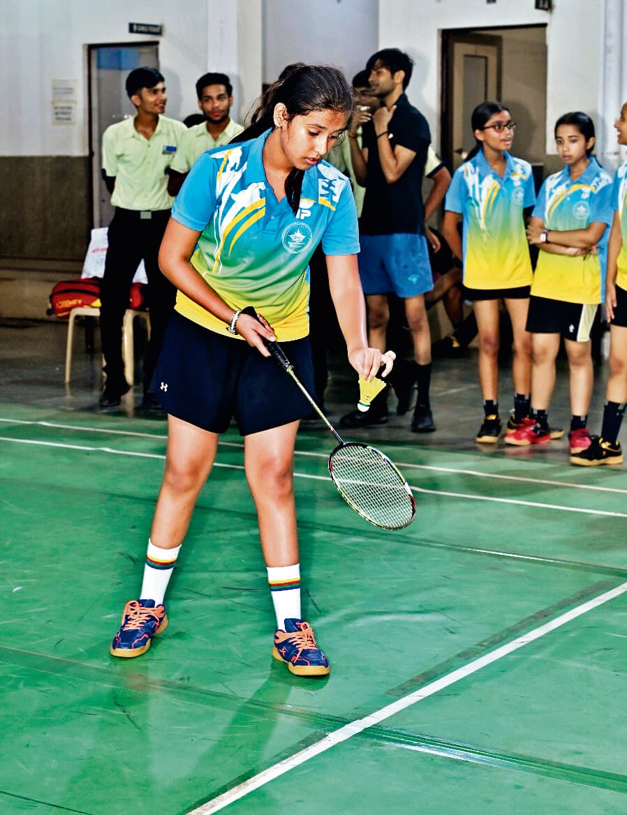 इंटर स्कूल बैडमिंटन और शतरंज प्रतियोगिता का आगाज