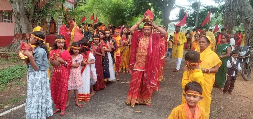 प्रतिमा की प्राण प्रतिष्ठा को लेकर निकाली कलश यात्रा