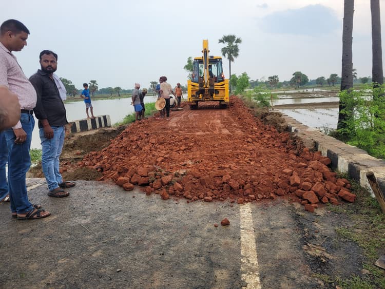 मसौढ़ी में धंसी पुलिया को विभाग ने कराया दुरुस्त