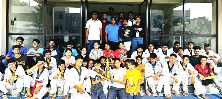 राज्य स्तरीय ताइक्वांडो प्रतियोगिता में बोकारो ने जीता 46 पदक