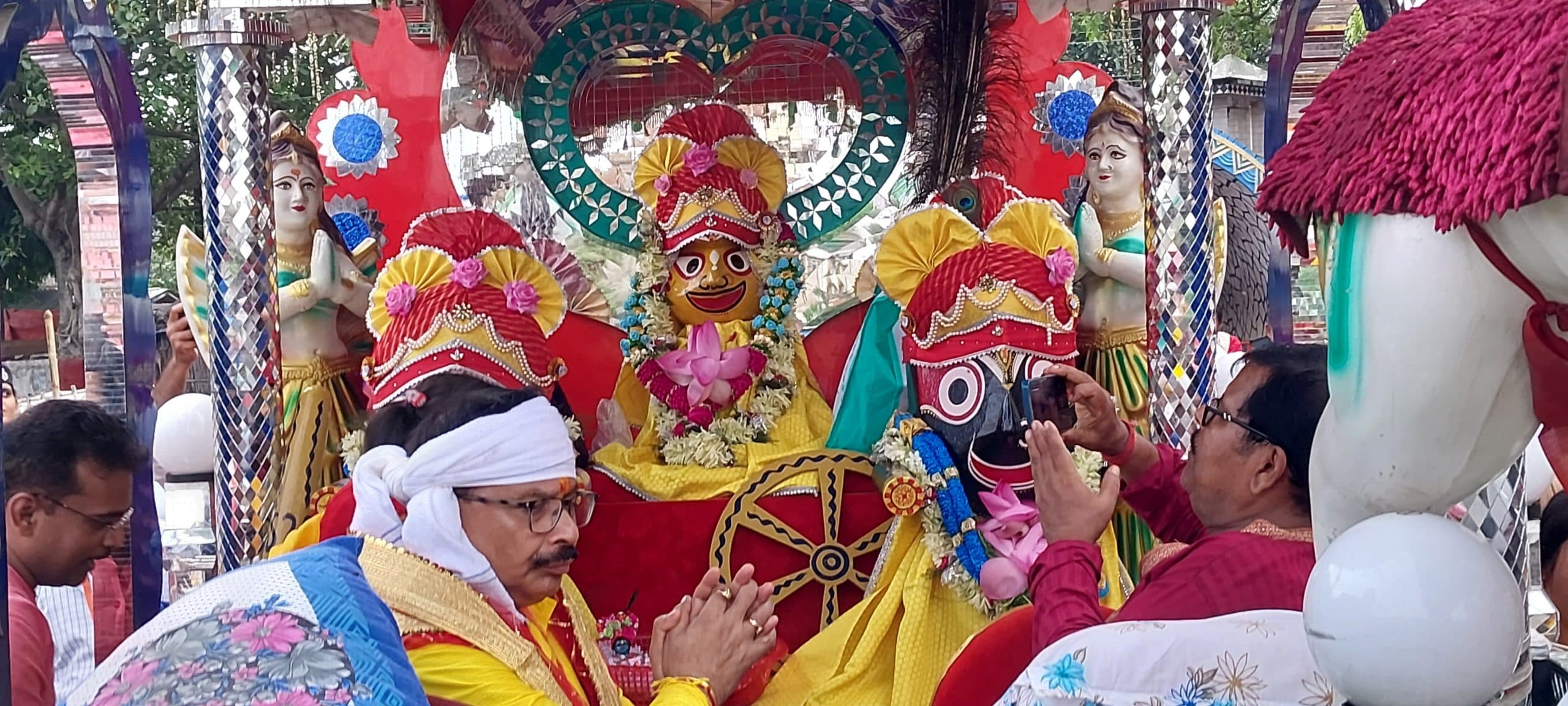 जय जगन्नाथ के उद्घोष से गूंज उठा शहर का कोना-कोना