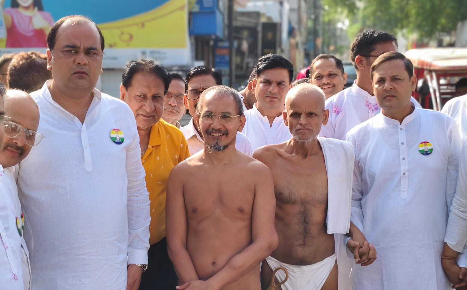 मुनि श्री 108 सुयश सागर व मुनि राज का मंगल प्रवेश