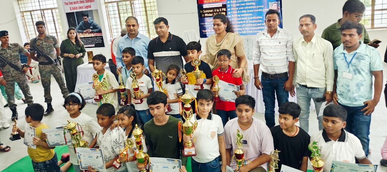 शतरंज : अंडर-7 में कियारा, अंडर-9 में समर्थ आनंद, अंडर-11 में चारवी वैद व अंडर-15 में अक्षत विजेता बने