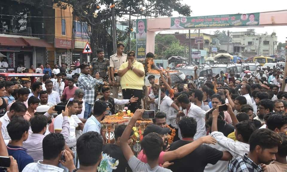 अररिया में पूर्णिया सांसद पप्पू यादव का लोगों ने किया स्वागत