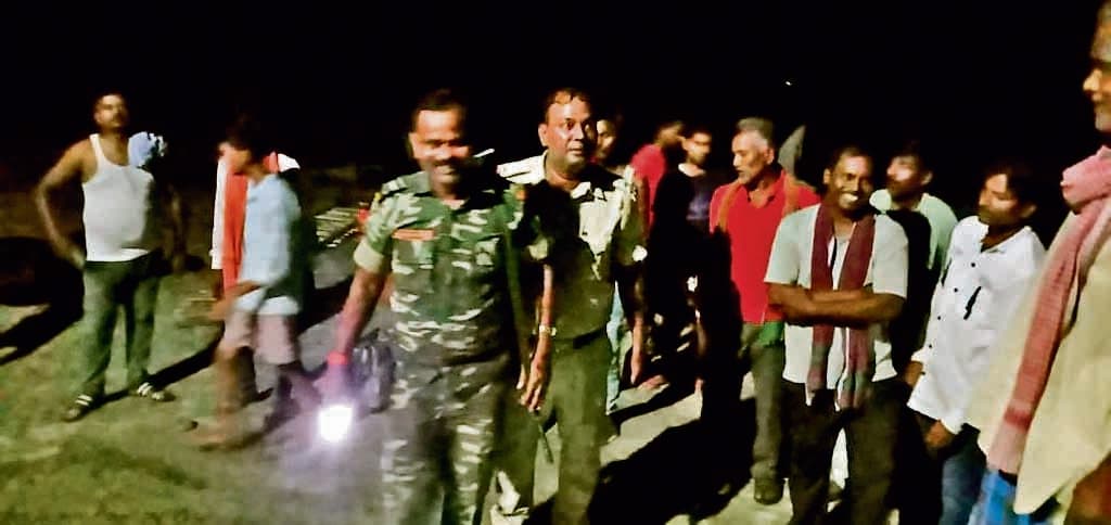 परिक्रमा के दौरान पैर फिसलने से गंगा नदी में डूबा वृद्ध, लापता