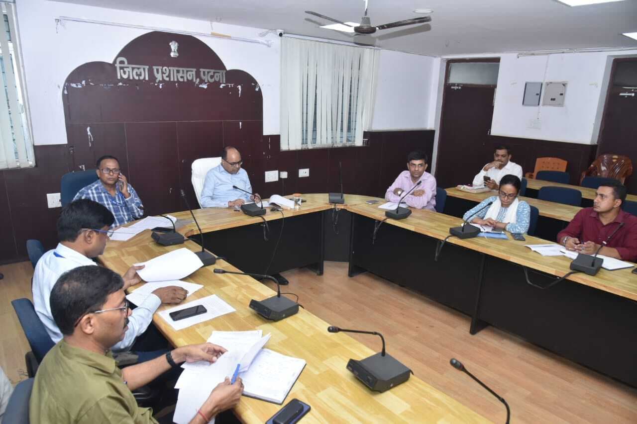 Patna : दाखिल-खारिज में सबसे खराब प्रदर्शन वाले पांच सीओ को शो-कॉज