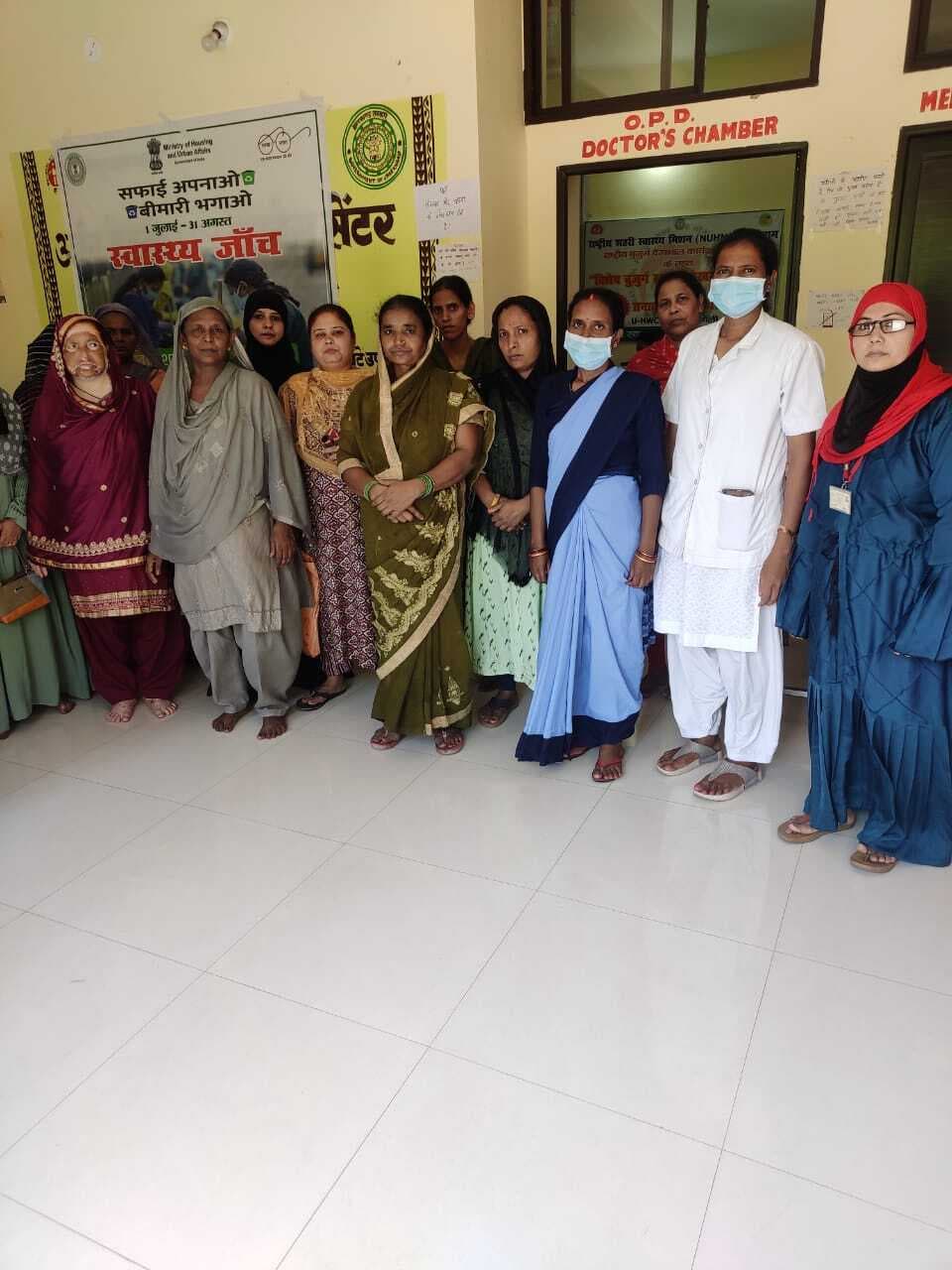 शिविरों में 128 मरीजाें की हुई स्वास्थ्य जांच