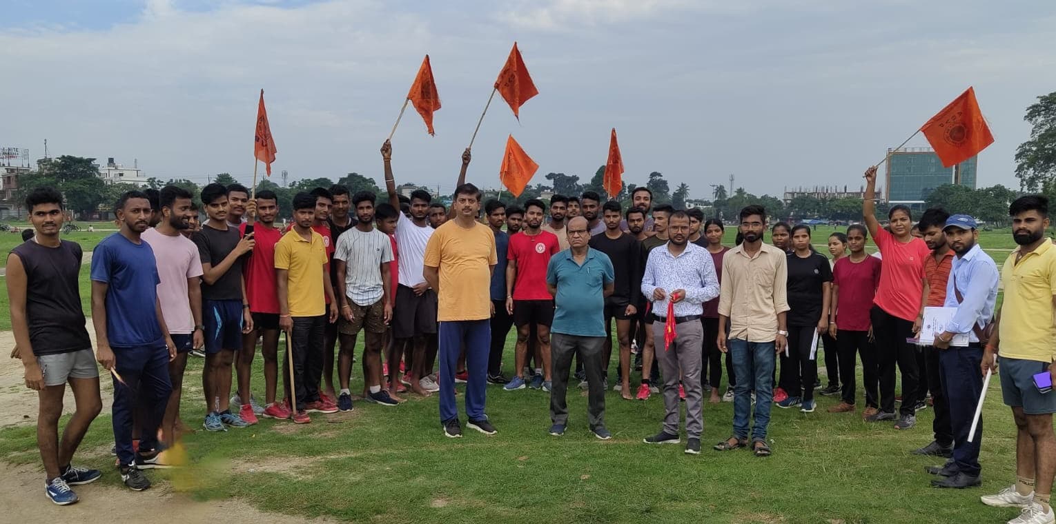 अपने लक्ष्य के प्रति सजग रहें युवा, स्वस्थ भारत के निर्माण में निभायें भागीदारी : प्रो. अजय