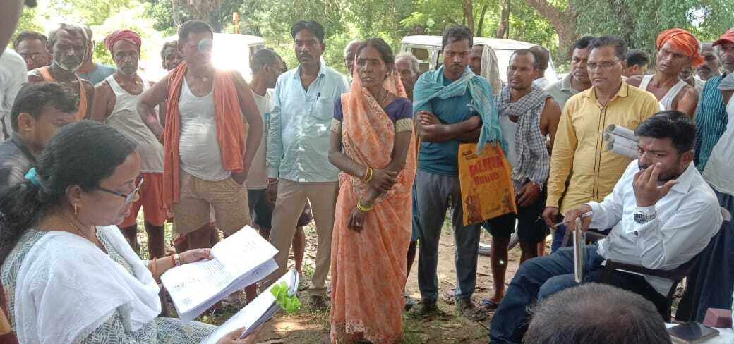 मुआवजे की राशि नहीं मिलने पर एक्सप्रेस वे का काम लोगों ने कराया बंद