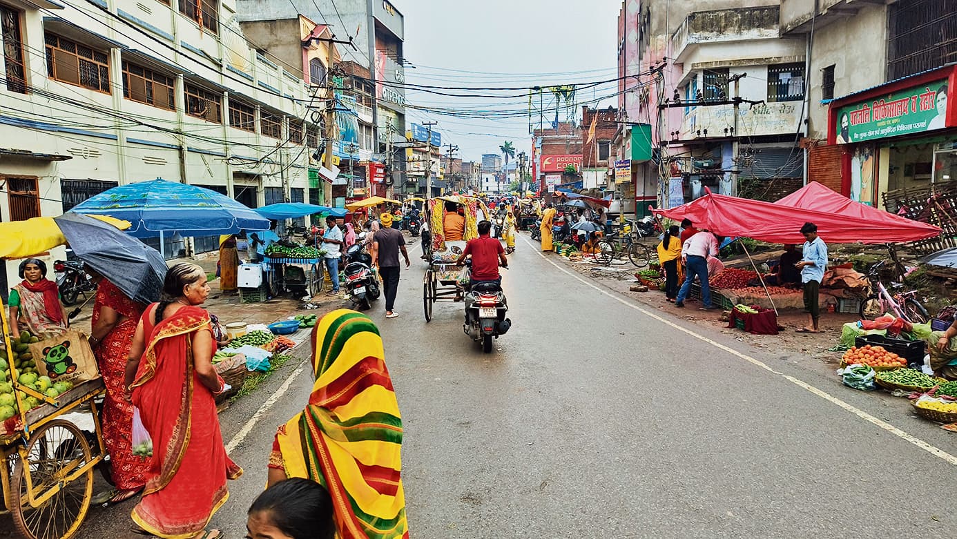 शहर के चौक-चौराहों से नहीं हटा अतिक्रमण