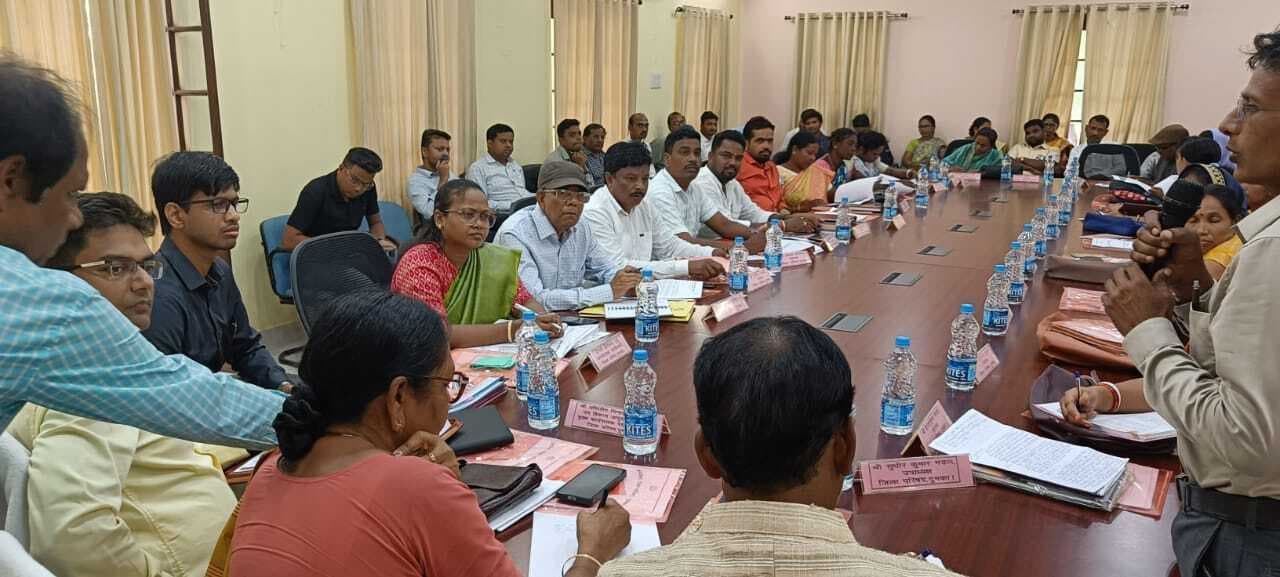 तीन पथ निर्माण योजनाओं के भू-अर्जन के प्रस्ताव को दी गयी मंजूरी