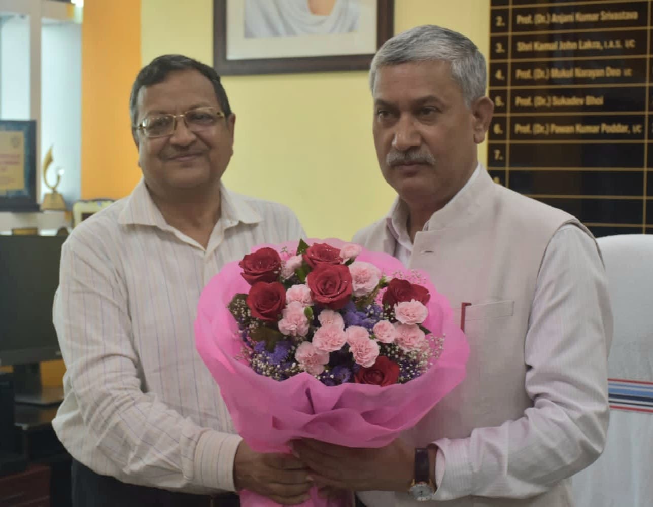 बीबीएमकेयू : नये कुलपति प्रो राम कुमार सिंह ने ग्रहण किया पदभार, बोले-शिक्षकों को बड़े विश्वविद्यालयों में जाकर सीखने का देंगे मौका