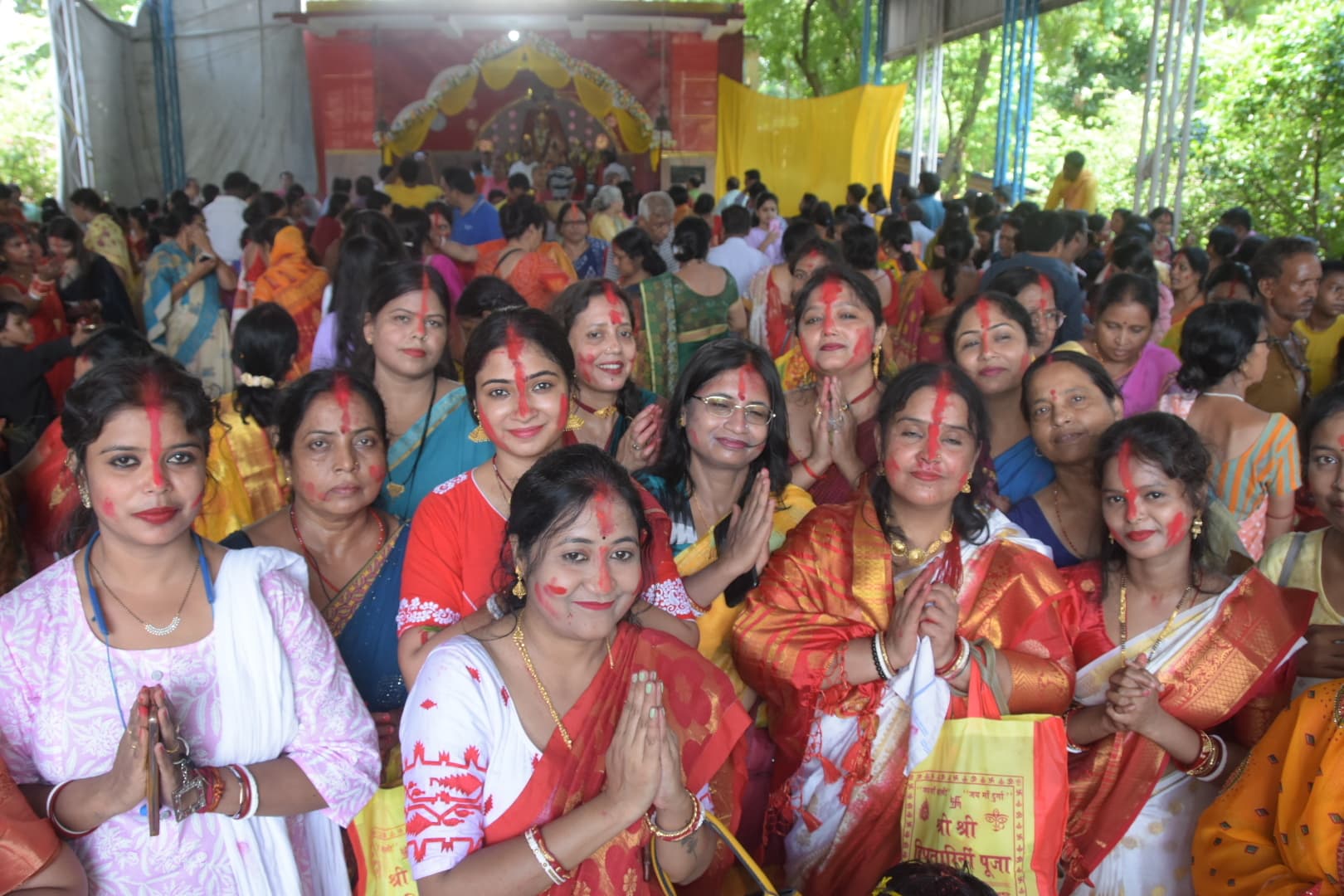 विपदतारिणी पूजा को लेकर कोयलांचल के मंदिरों में उमड़ीं श्रद्धालु