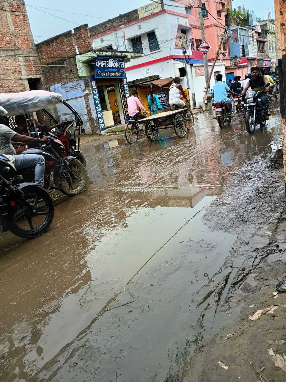 सामान्य से कम बारिश के बावजूद जलजमाव की है समस्या