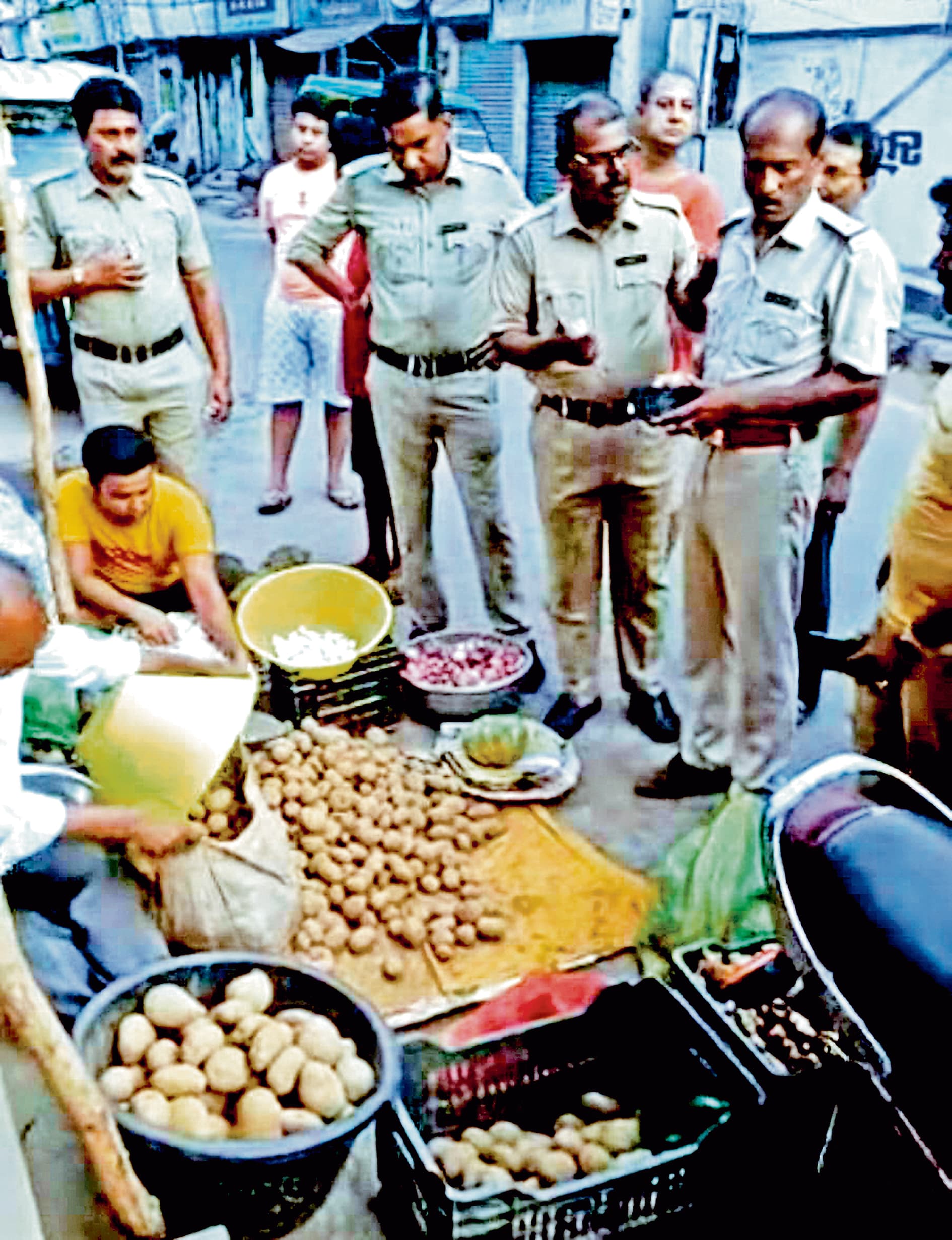 सब्जियों के भाव बेकाबू, पानागढ़ और बर्दवान में प्रशासन का चला अभियान