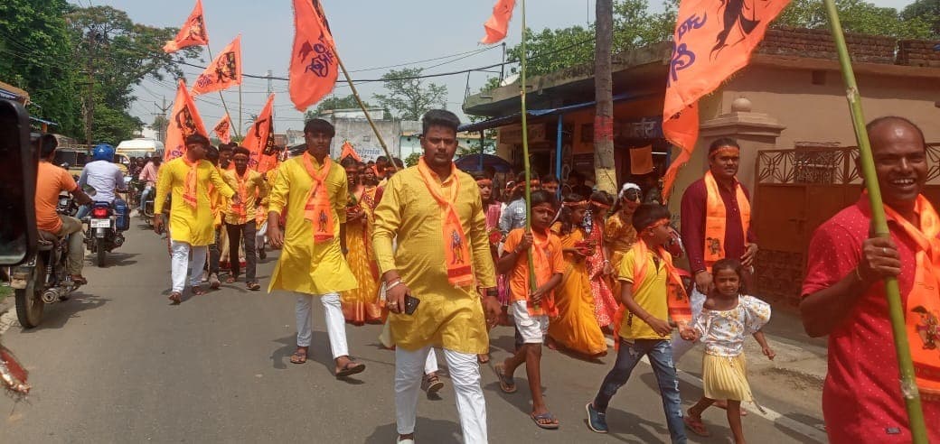 हनुमान की प्राण प्रतिष्ठा को लेकर निकली कलश यात्रा
