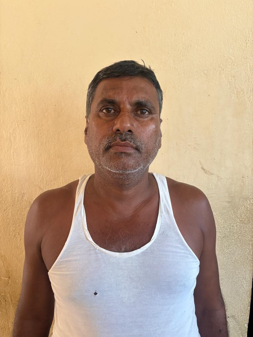 पुलिस टीम पर हमला करने के मामले में एक को किया गिरफ्तार, भेजा जेल