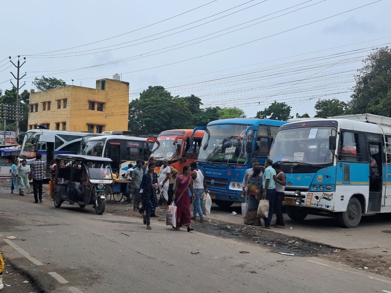 कर्पूरी बस पड़ाव के लिए 46.17 लाख रुपये का रि टेंडर