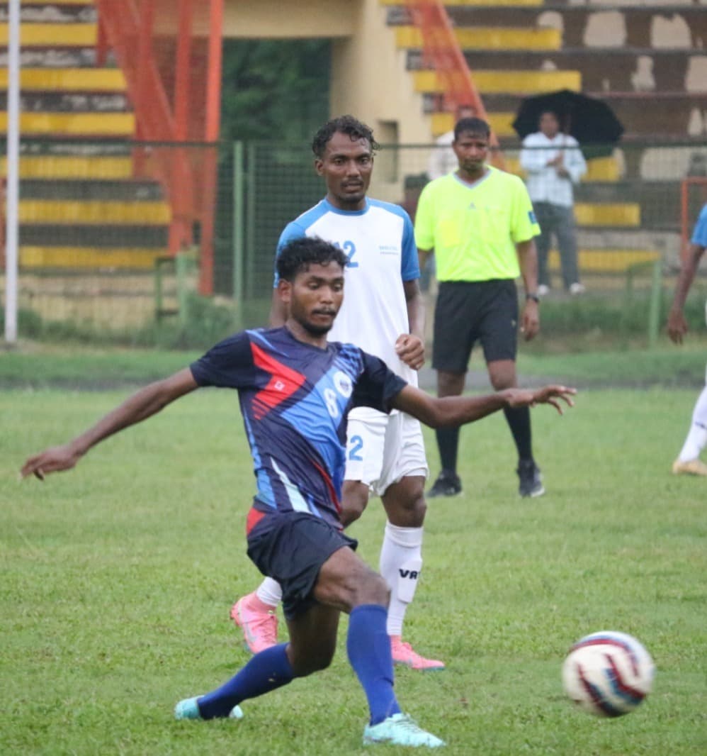 विकास नायक की हैट्रिक से टाटा स्टील जीता