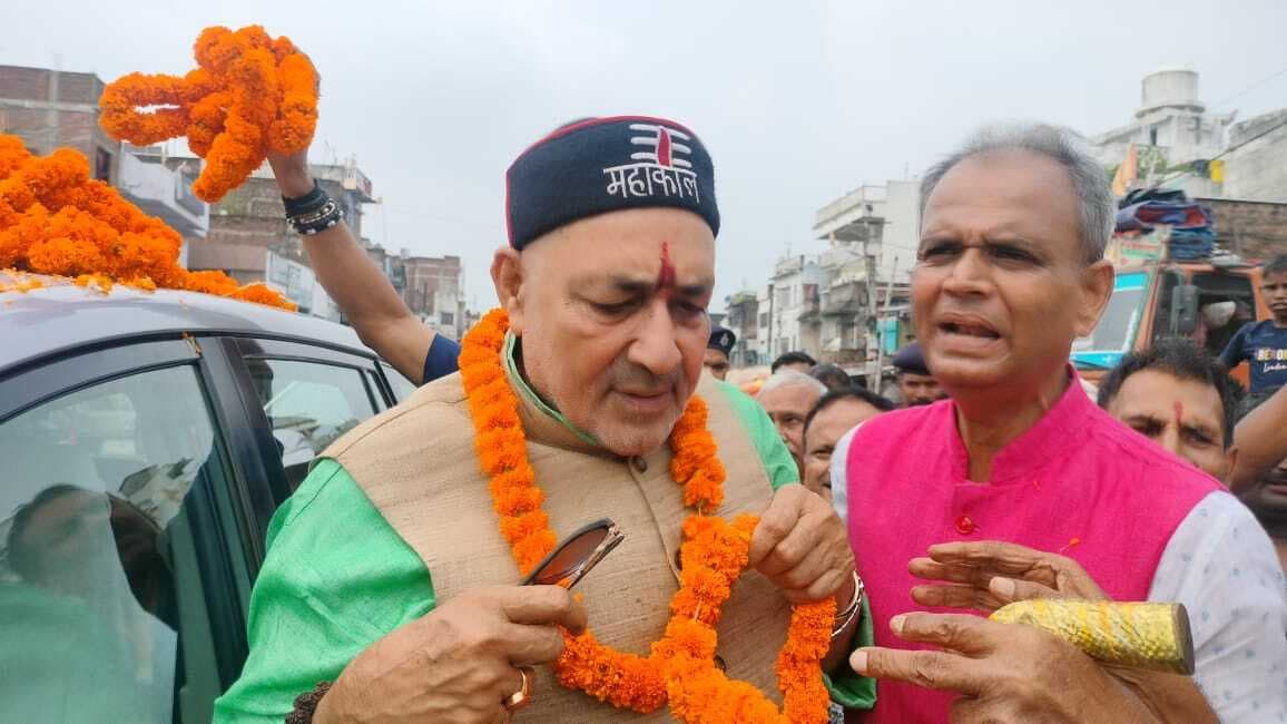 देश में जनसंख्या नियंत्रण कानून लागू हो: गिरिराज सिंह