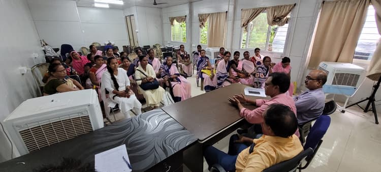 प्रसवपूर्व जांच के लक्ष्य को शत-प्रतिशत करें पूरा