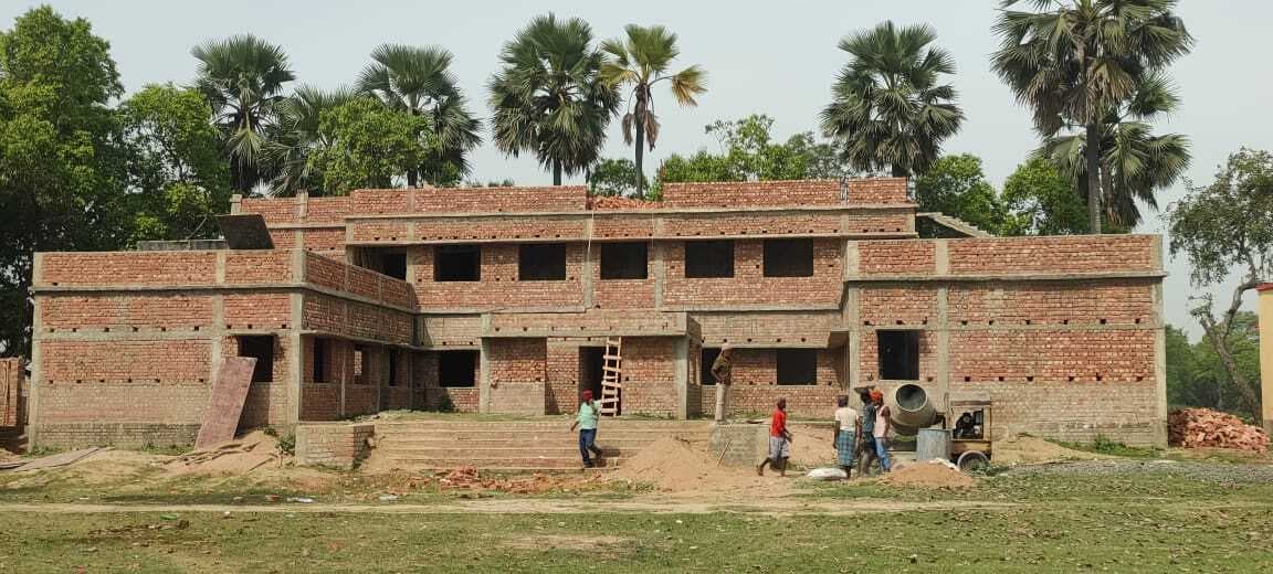 पांच वर्ष लग गये पंचायत सरकार भवन निर्माण में, लोगों को नहीं मिला अब भी लाभ