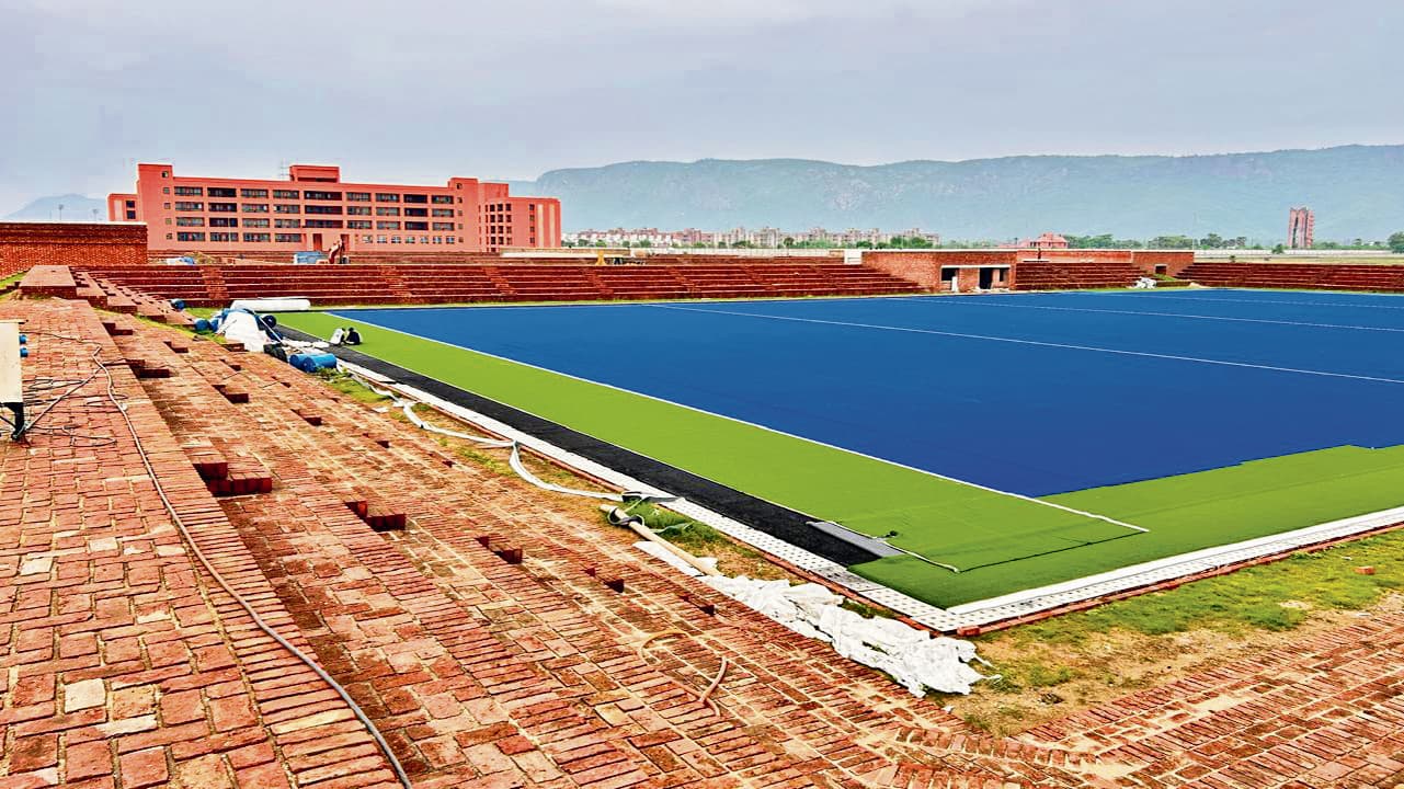 बिहार का पहला हॉकी टर्फ ग्राउंड बनकर तैयार, उद्घाटन का इंतजार