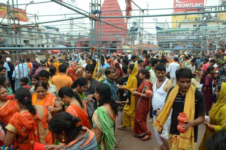 बाबा मंदिर में उमड़ रहे श्रद्धालु