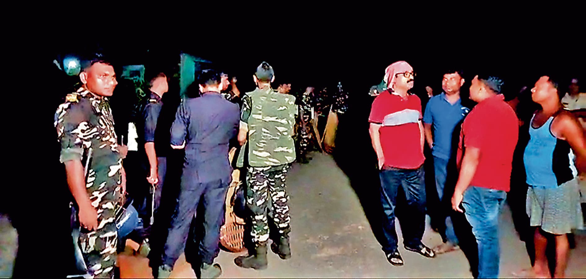 रात आदिवासी क्षेत्र में जाना पुलिस टीम पर पड़ा भारी, पथराव में चार पुलिसवाले जख्मी