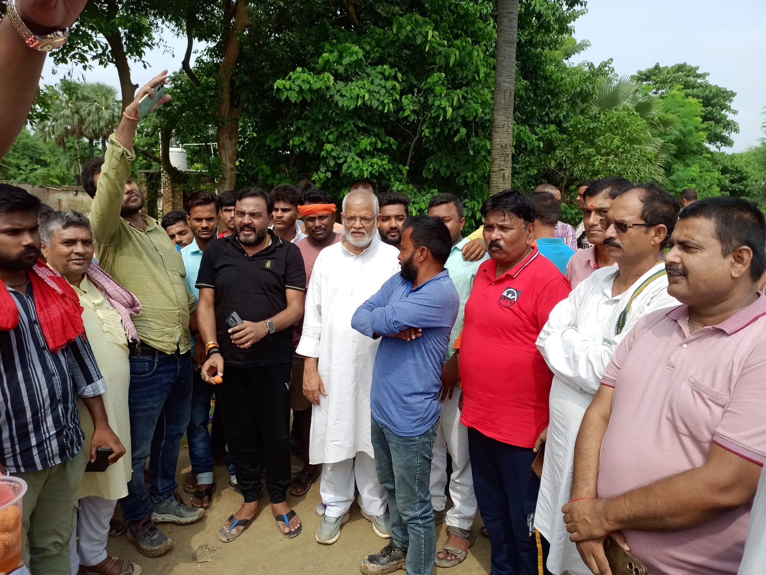 एप्रोच पथ बनने से यातायात बहाल