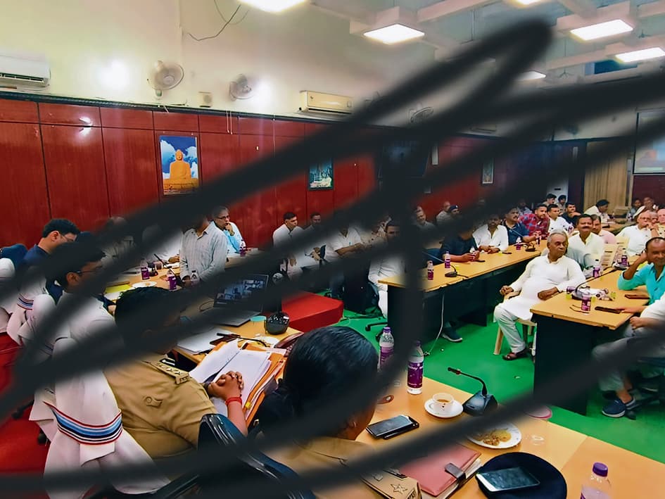 जुलूस के लिए नया रूट किसी भी हाल में नहीं अपनाएं