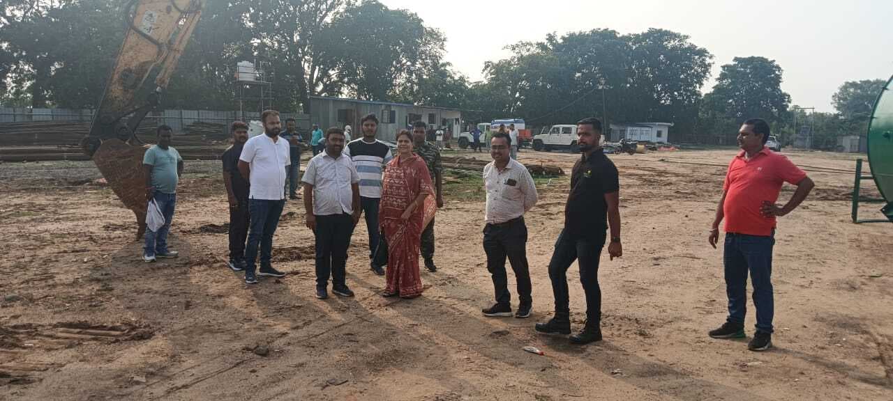 निरसा विधायक ने पुल निर्माण कार्य का लिया जायजा