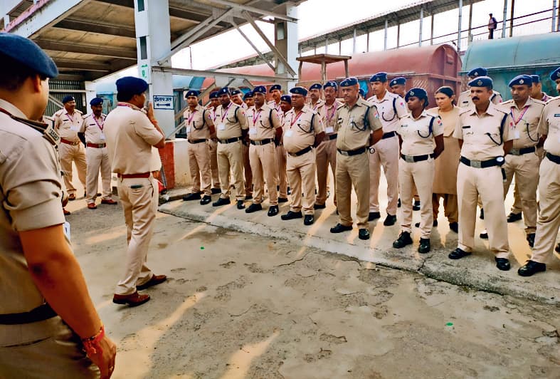 कांवरियों के वेश में जंक्शन पर तैनात रहेंगे जवान, आरपीएफ ने तैयारी की शुरू