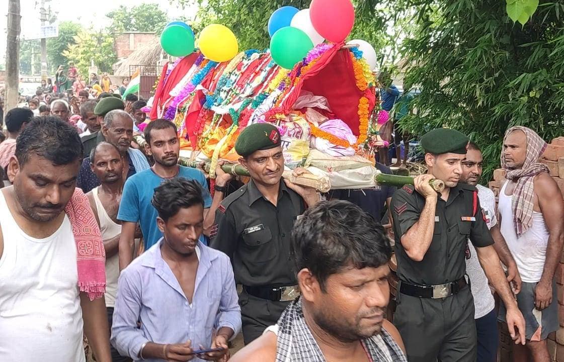 माणिकपुर निवासी सूबेदार जयराम की पटना एम्स में हुई मौत, सम्मान के साथ हुआ अंतिम संस्कार