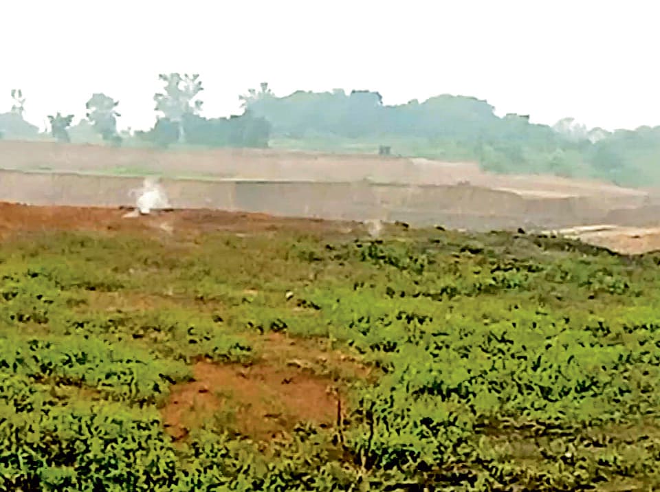 बंद पड़े ओसीपी से आग की लपटें देख फैली दहशत