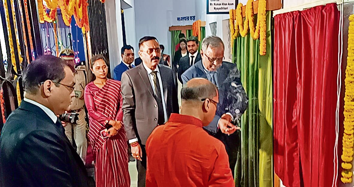 court news : आम लोगों तक न्याय की पहुंच के लिए ग्राम न्यायालय जरूरी : चीफ जस्टिस