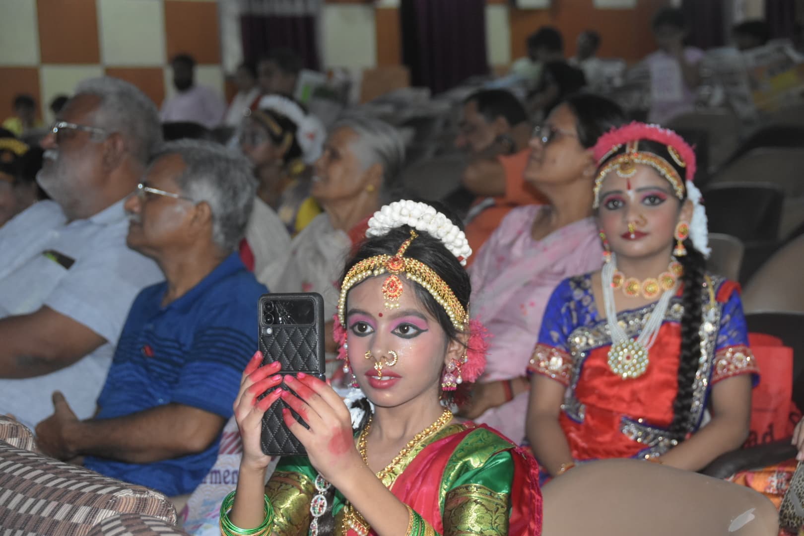 काला हीरा : शास्त्रीय व पाश्चात्य नृत्य से मंत्रमुग्ध हुए लोग