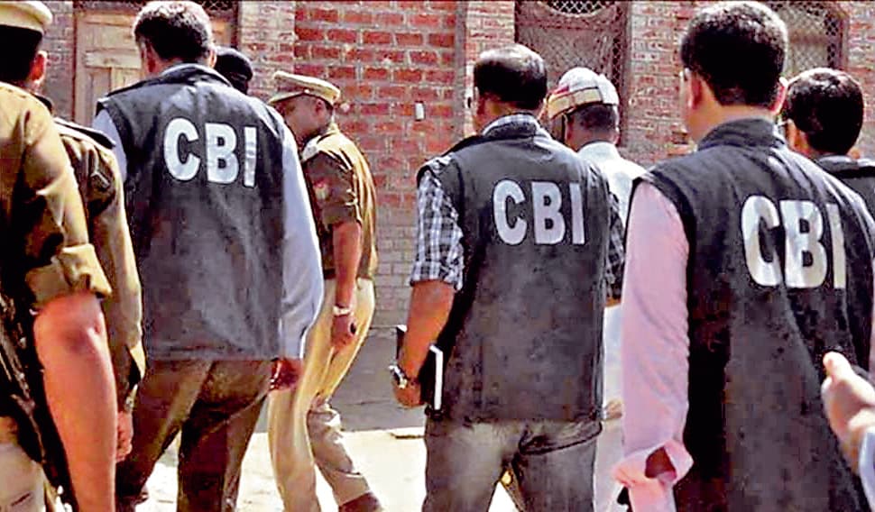 नीट प्रश्नपत्र लीक मामले में सीबीआइ की छापेमारी