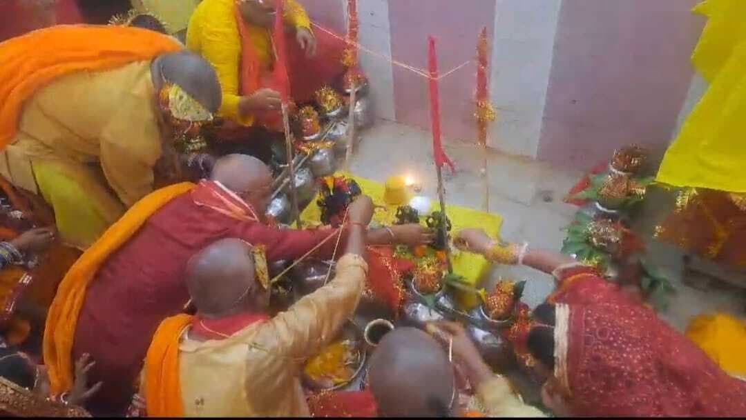 श्रीगणेश, गौरी व शिव-शक्ति संग स्थापित हुए नंदी