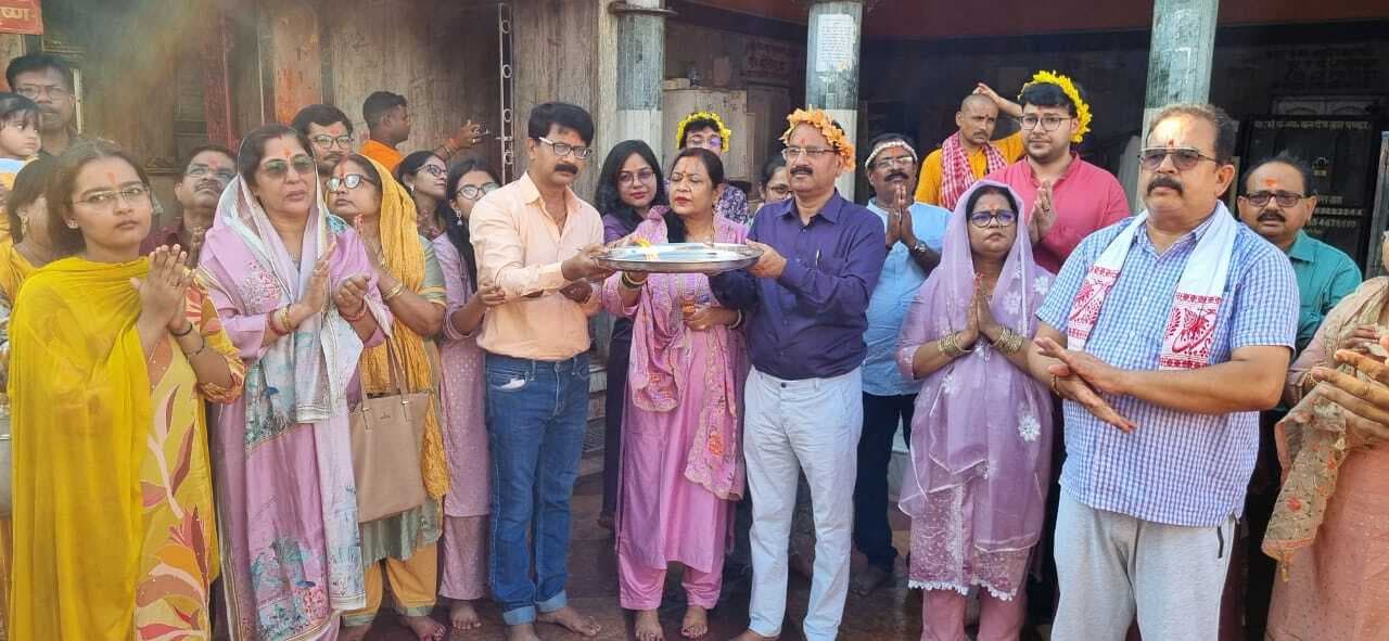 सीएम के आप्त सचिव ने फौजदारीनाथ की पूजा