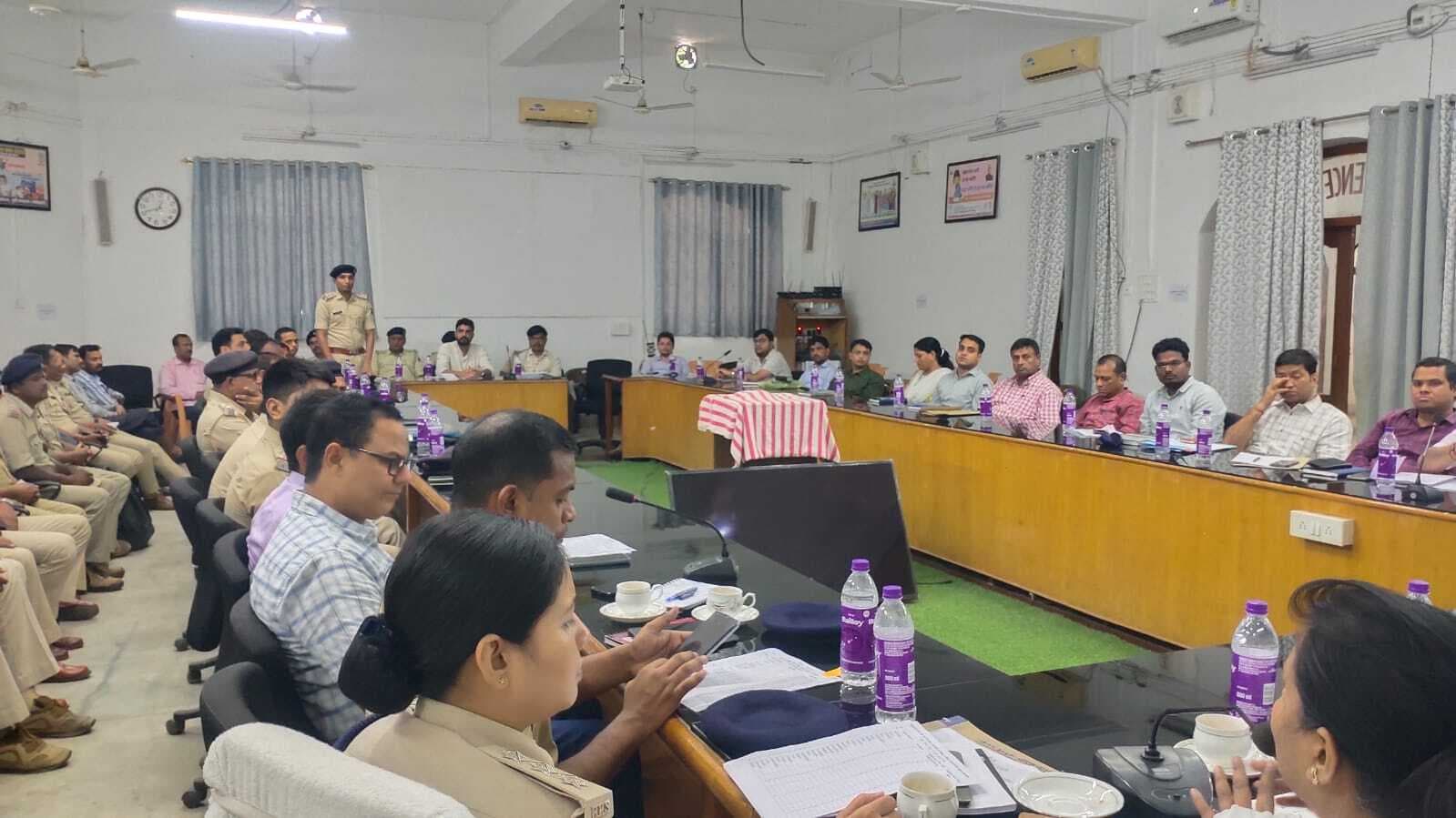 सड़क दुर्घटनाओं में कमी लाने के लिए करें ठोस पहल: एडीएम