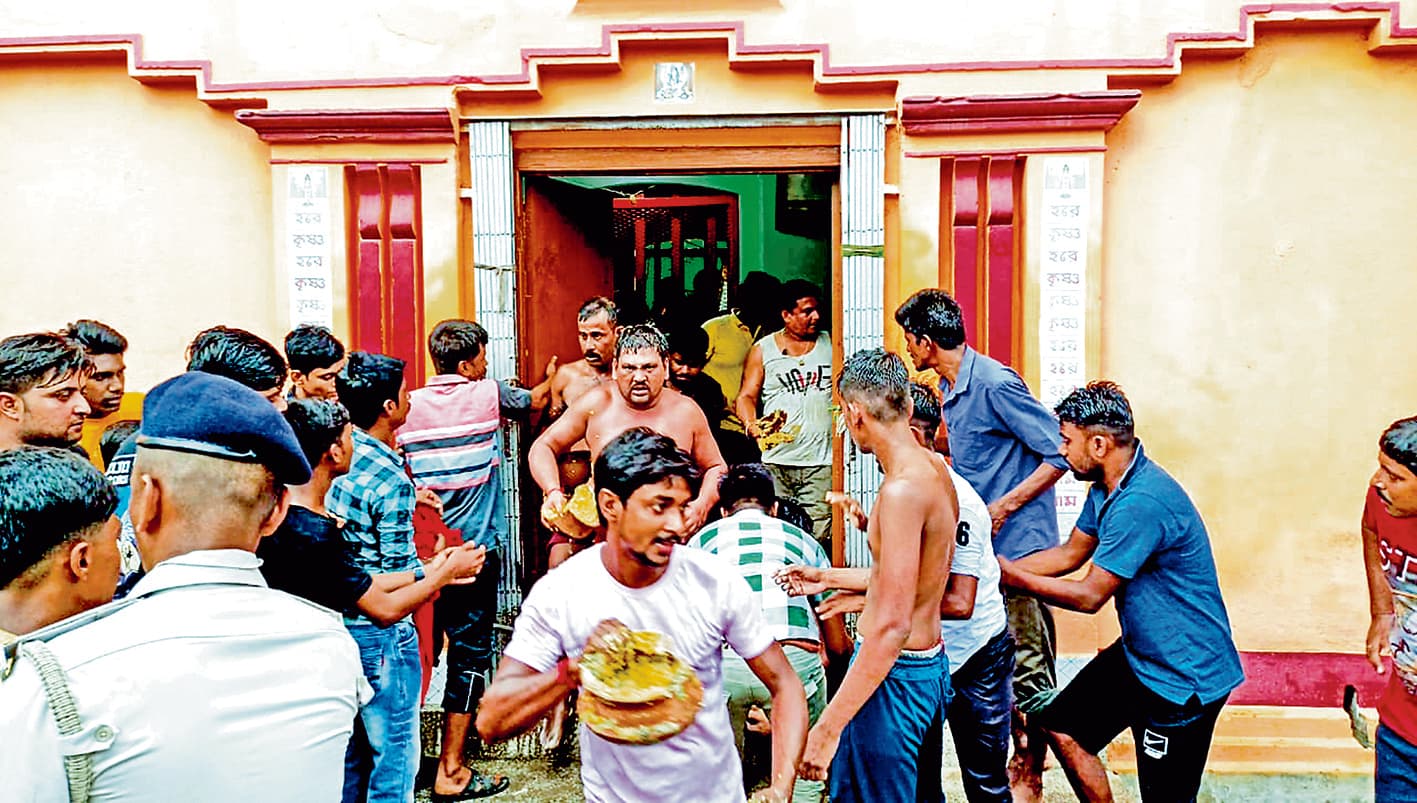 बलागढ़ के गुप्तिपाड़ा में भंडार लूट महोत्सव