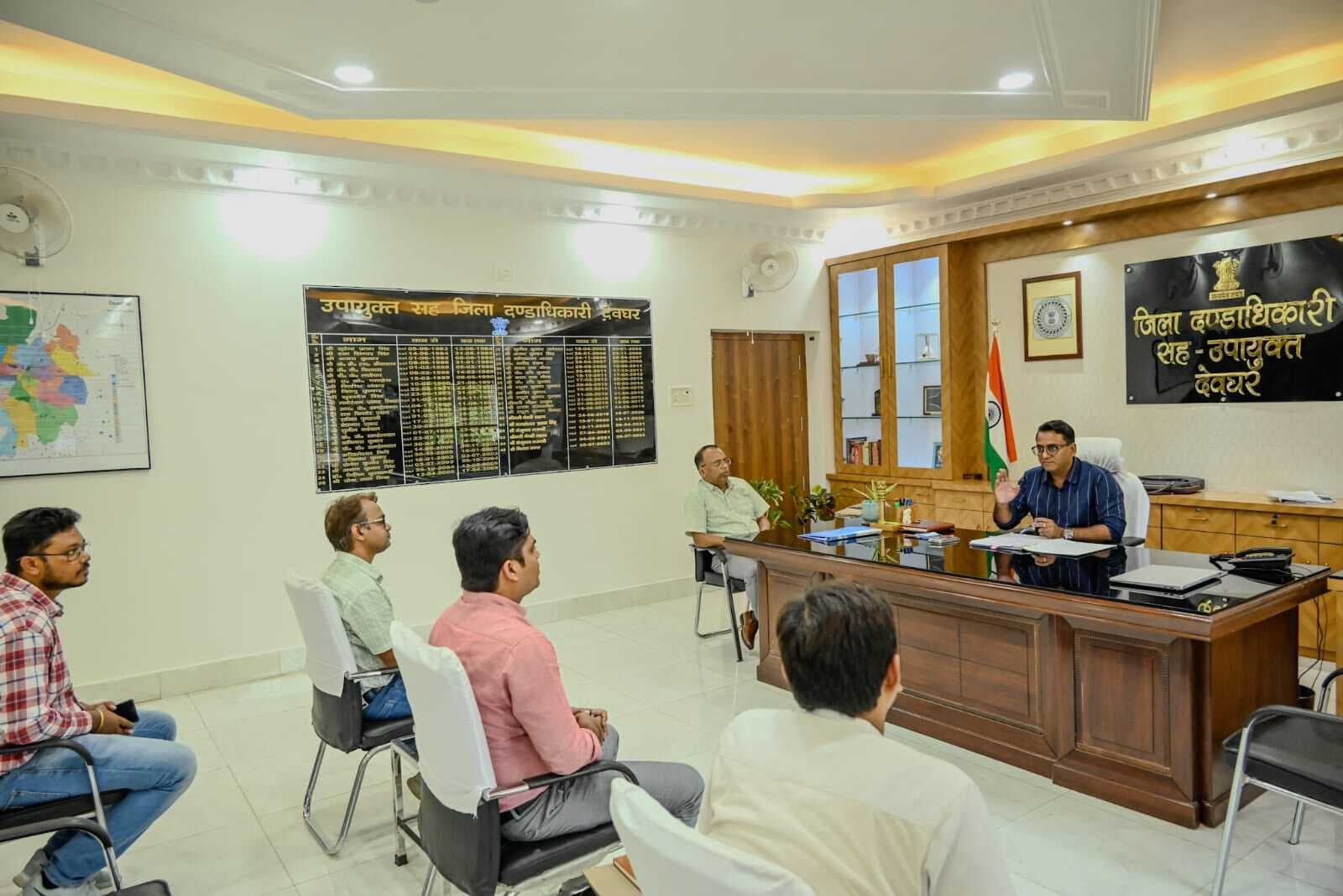 श्रावणी मेला क्षेत्र में 24 घंटे होगी विद्युत आपूर्ति, बैकअप प्लान भी तैयार रखें : डीसी