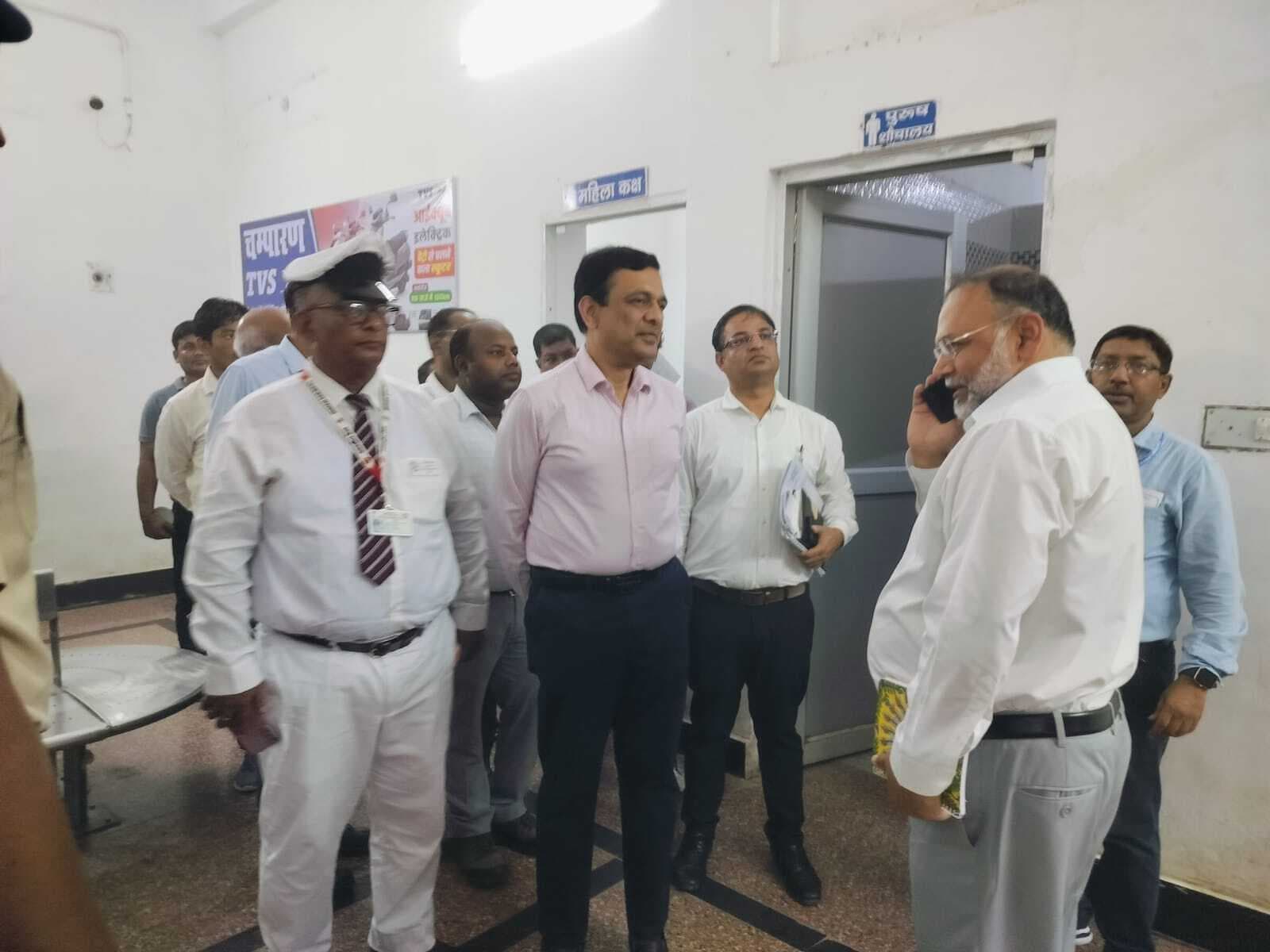 सितंबर में चालू हो जायेगा छावनी से जुड़े मैनाटांड़ व चनपटिया आरओबी : जीएम