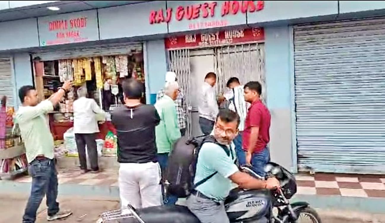 NEET UG Paper Leak News : सीबीआइ ने पटना से पंकज व हजारीबाग से राजू को पकड़ा